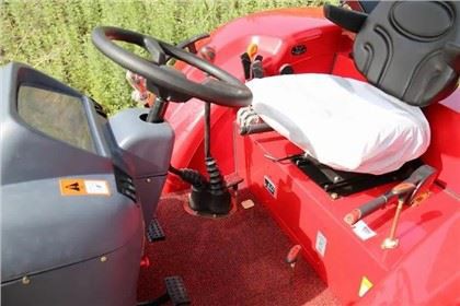 কৃষি ট্রাক্টর ছোট খামার কৃষি